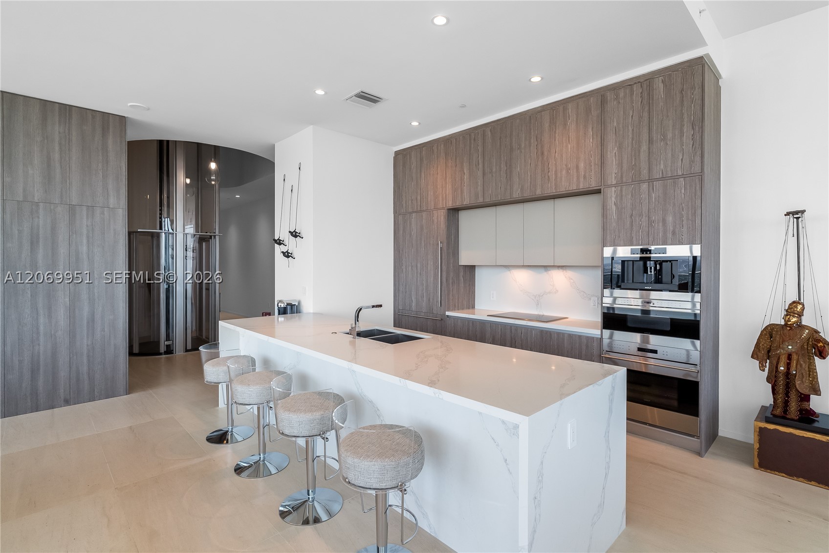801 S Miami Ave #PH5801 Miami, FL 33130