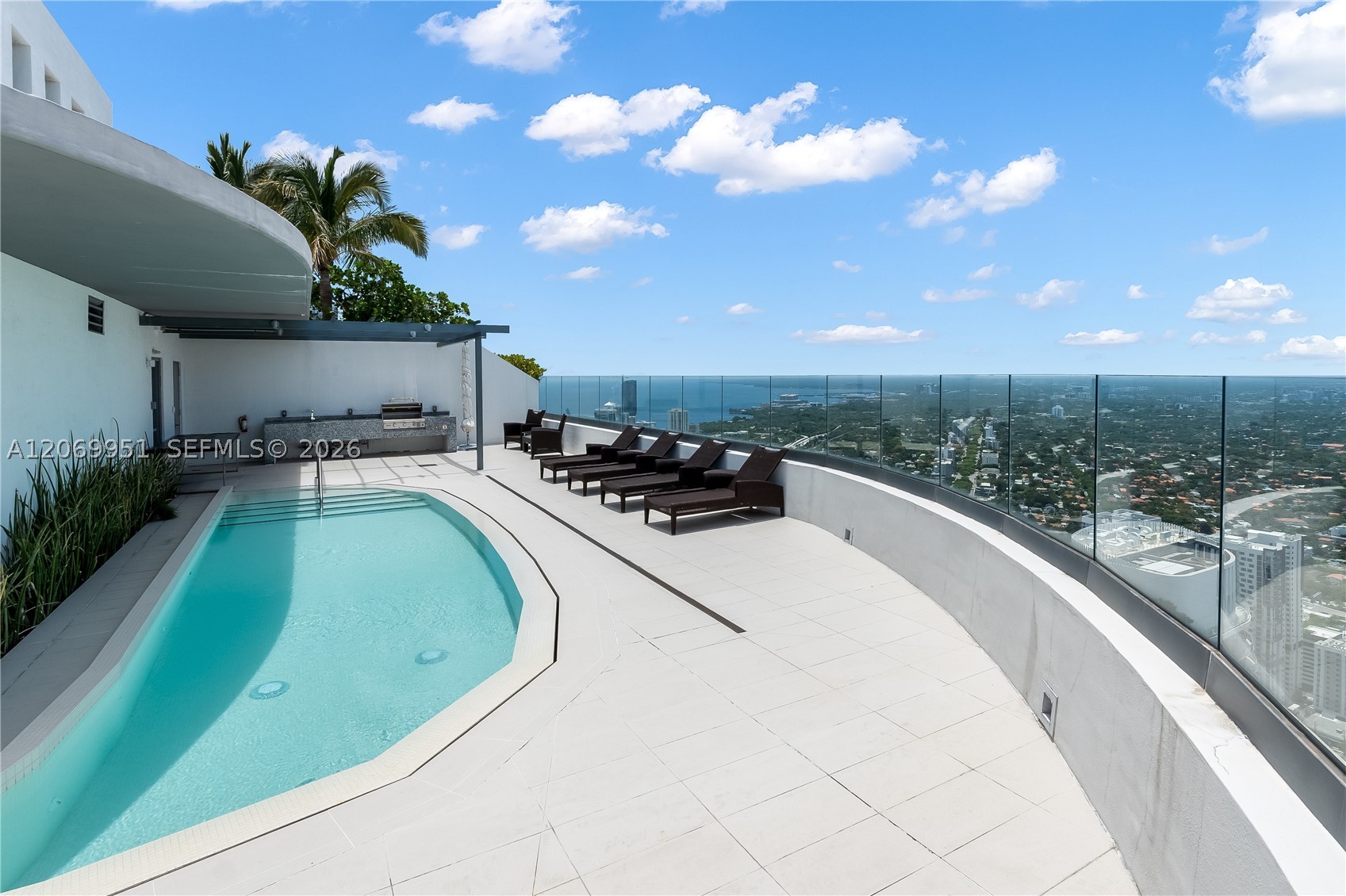 801 S Miami Ave #PH5801 Miami, FL 33130