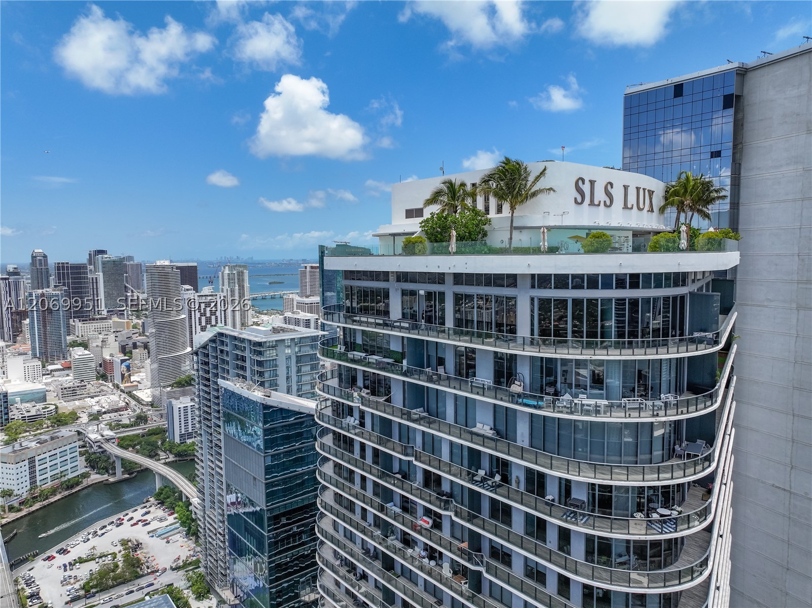 801 S Miami Ave #PH5801 Miami, FL 33130