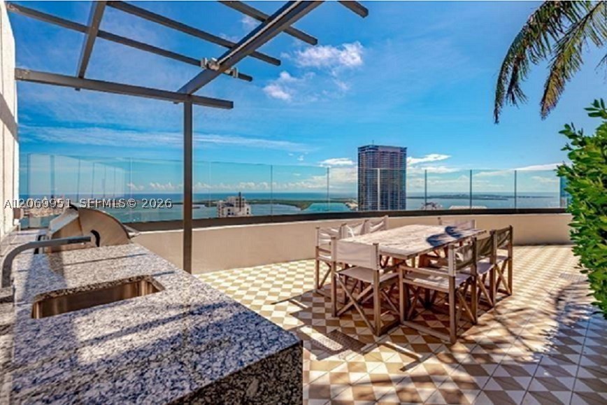 801 S Miami Ave #PH5801 Miami, FL 33130