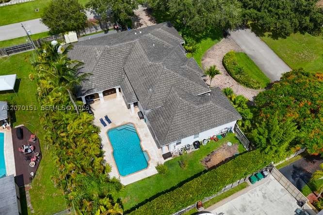7840 SW 133rd Ter Pinecrest, FL 33156