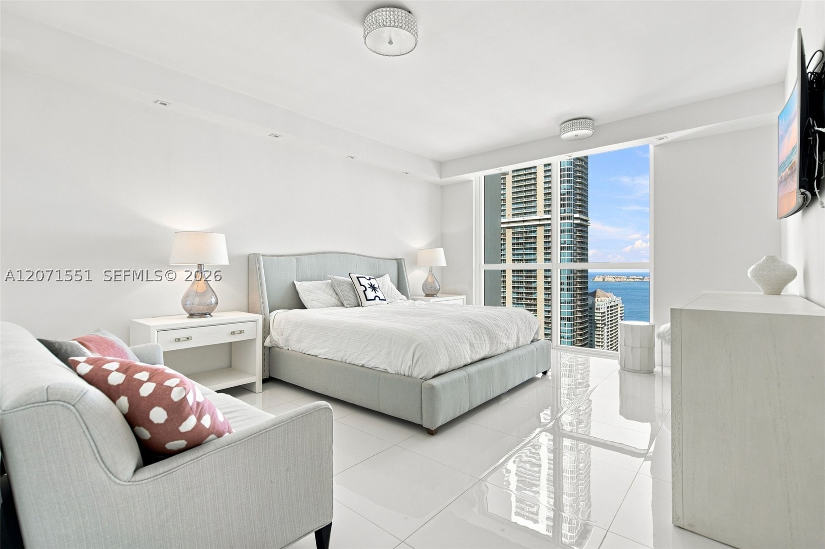 image The Bond on Brickell11