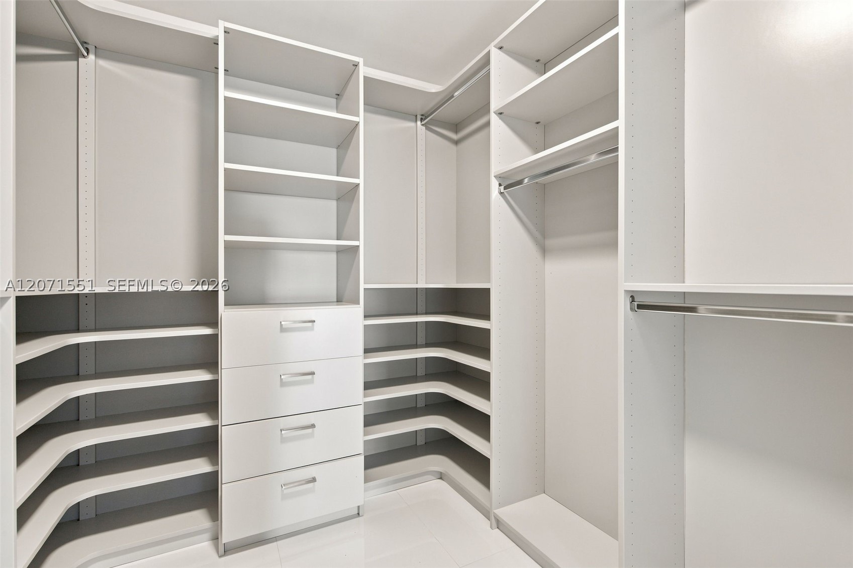 image The Bond on Brickell16