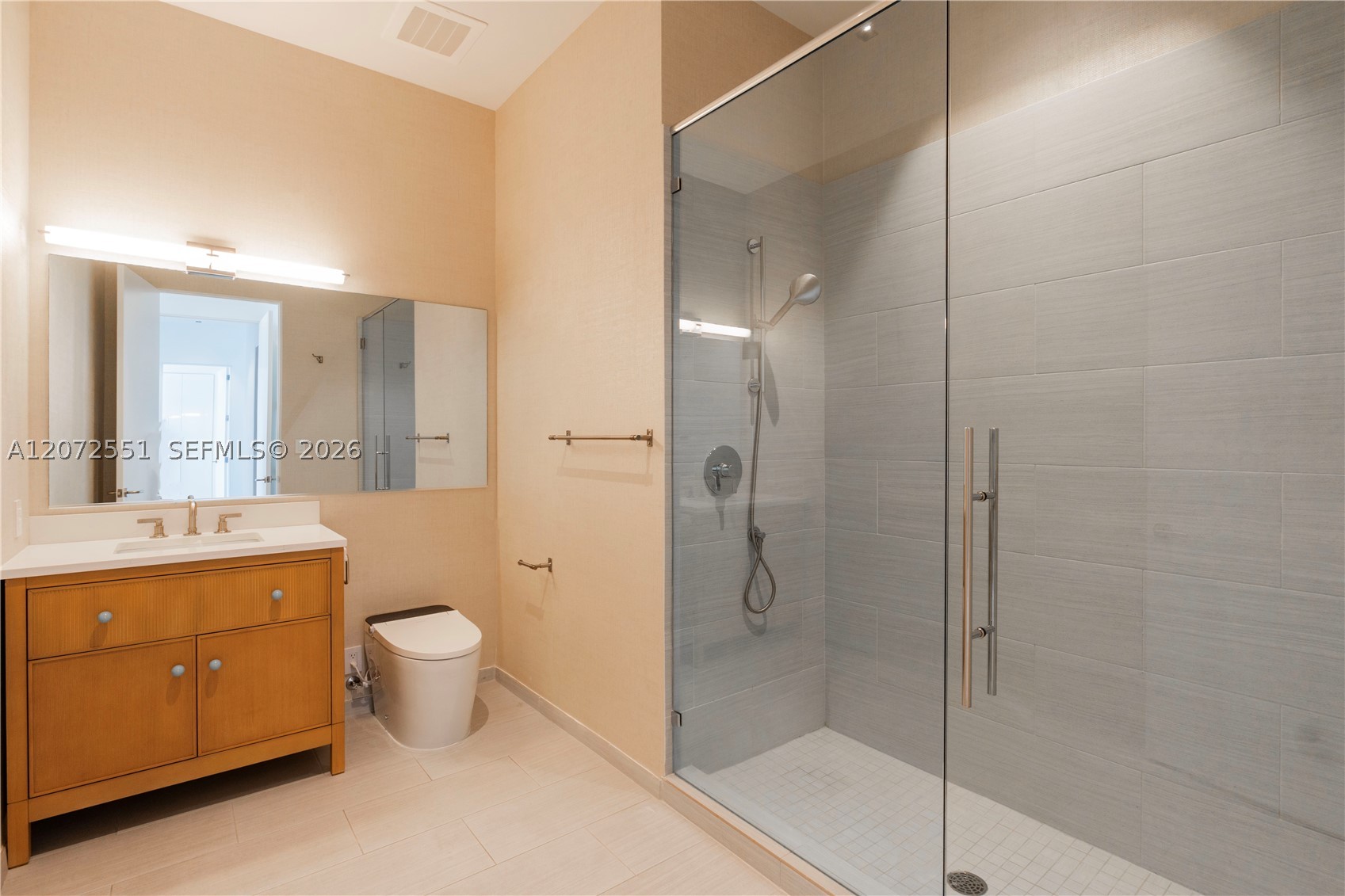 2675 S Bayshore Dr #602S Miami, FL 33133