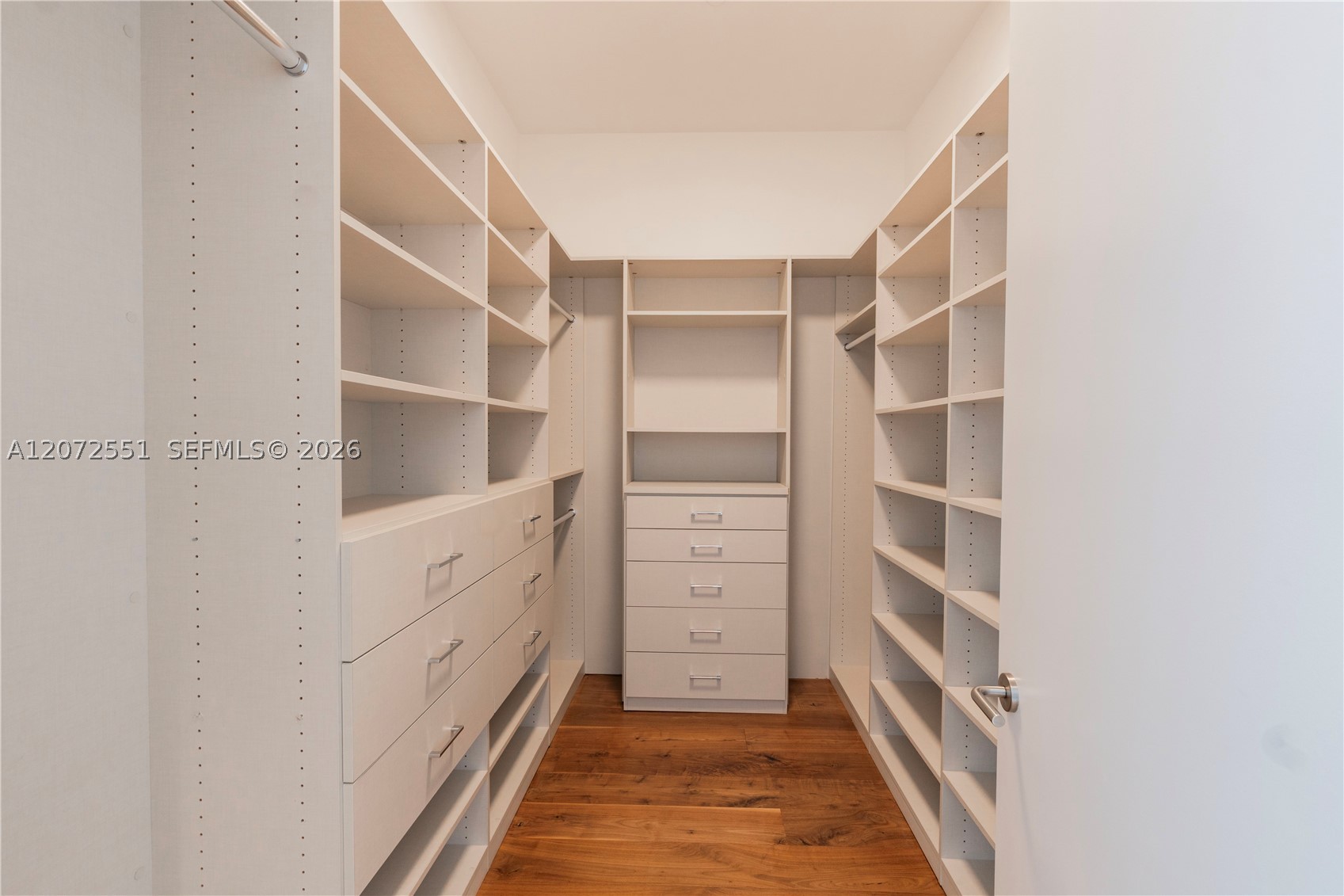 2675 S Bayshore Dr #602S Miami, FL 33133