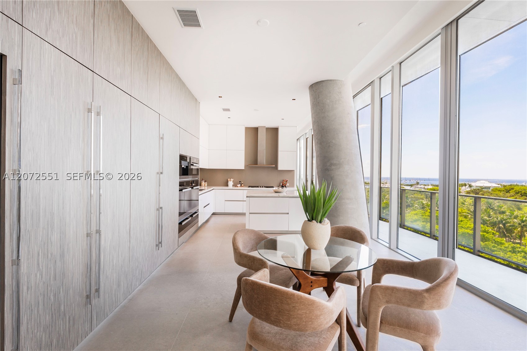 2675 S Bayshore Dr #602S Miami, FL 33133