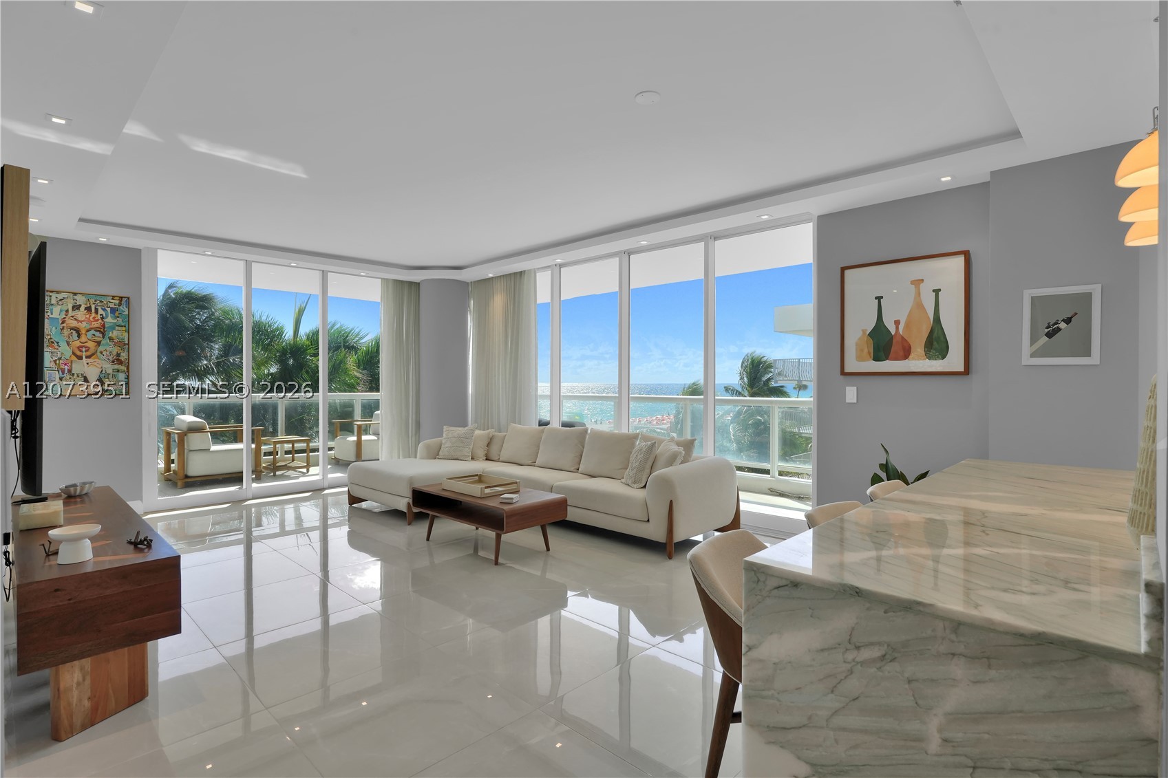 image La Tour Condo0