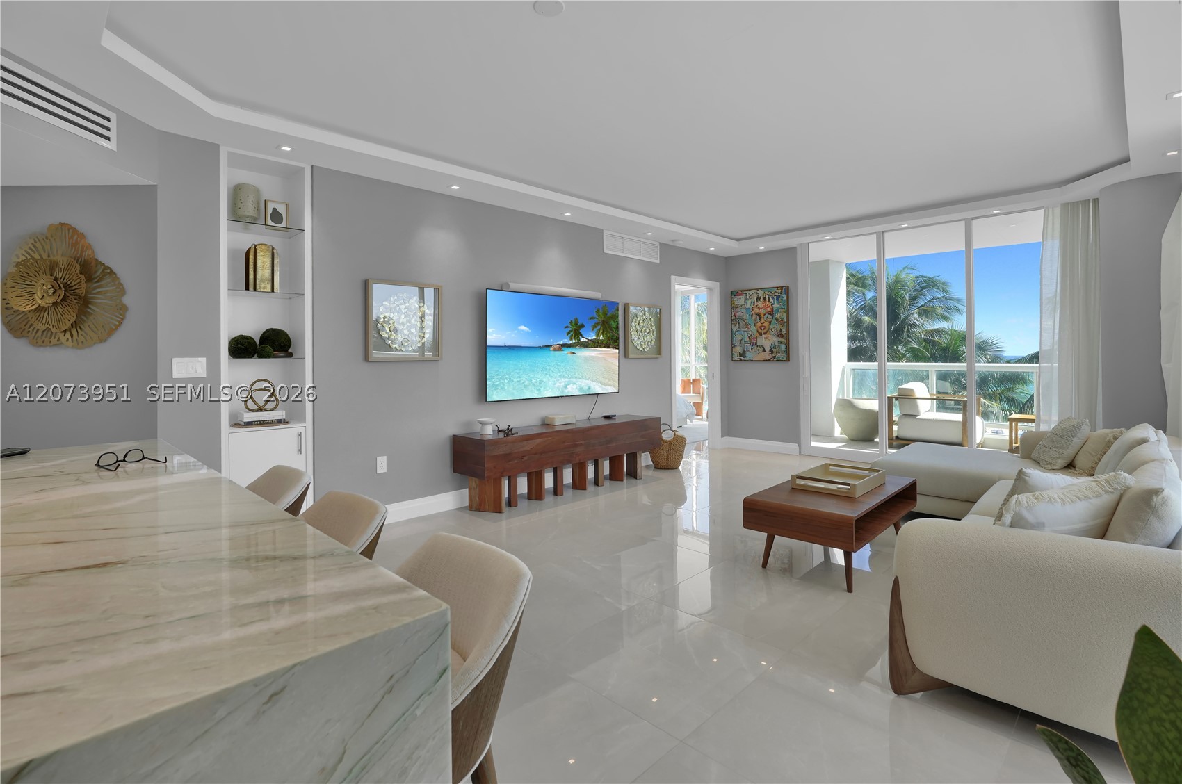 4201 Collins Ave #401 Miami Beach, FL 33140