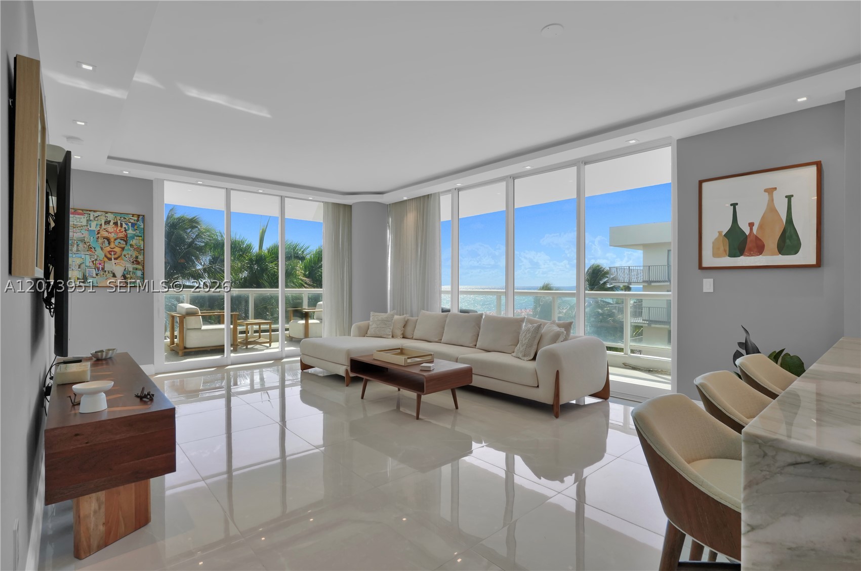 4201 Collins Ave #401 Miami Beach, FL 33140