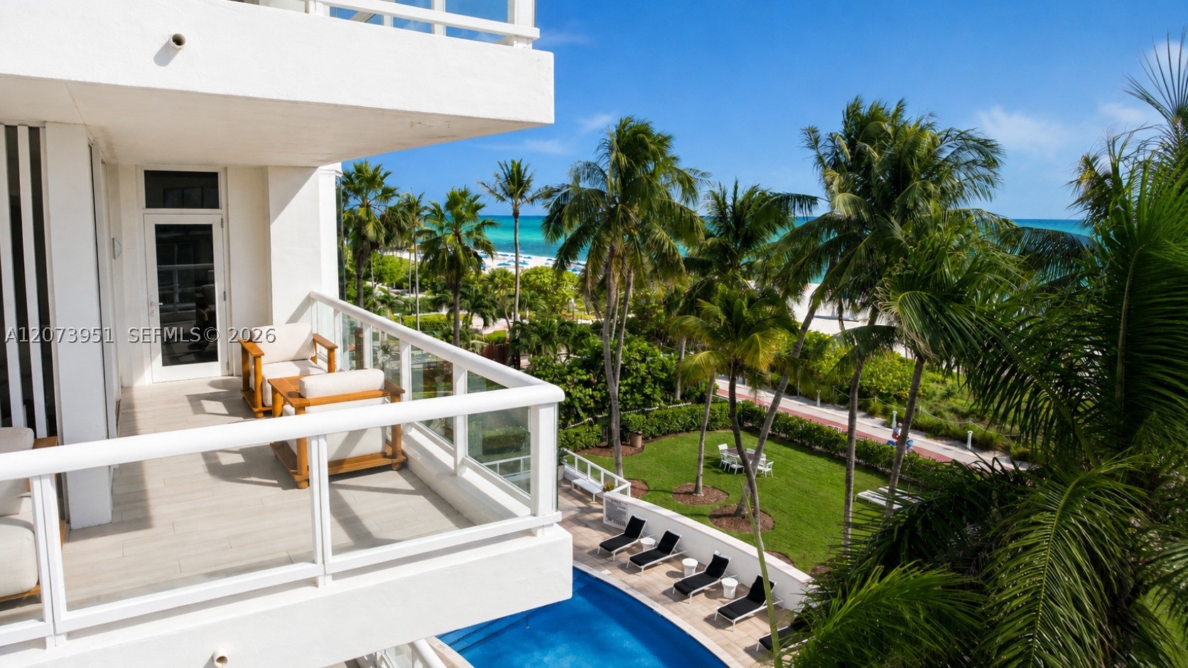 4201 Collins Ave #401 Miami Beach, FL 33140