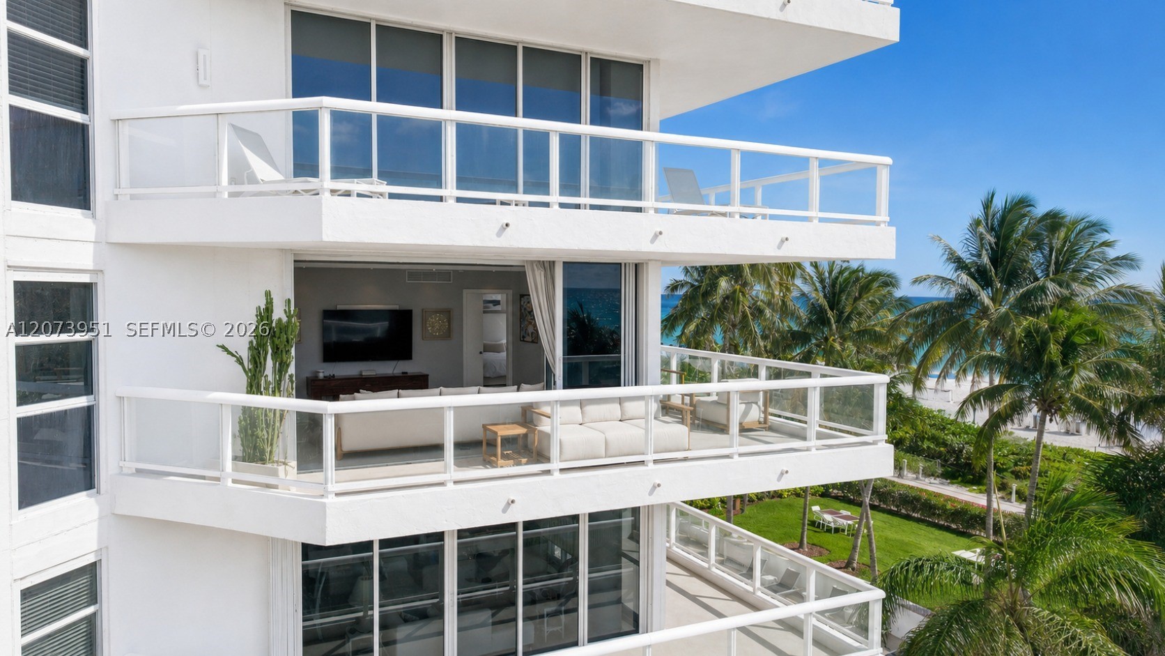 4201 Collins Ave #401 Miami Beach, FL 33140