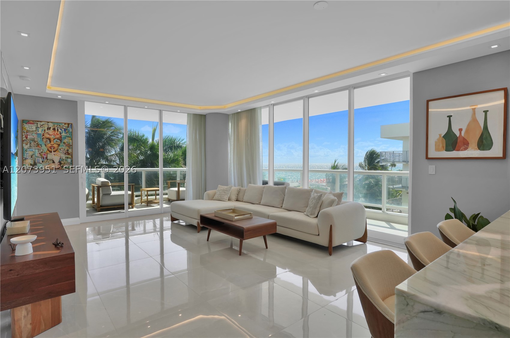 4201 Collins Ave #401 Miami Beach, FL 33140