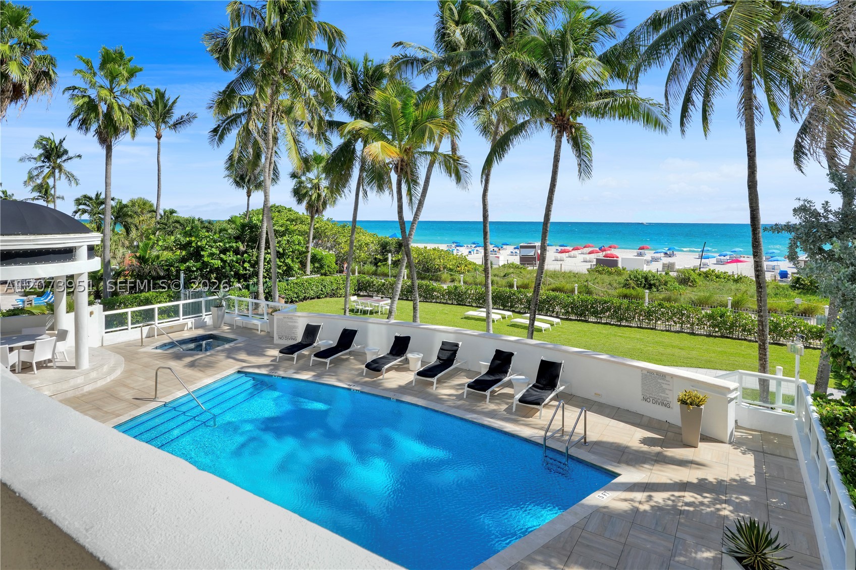 4201 Collins Ave #401 Miami Beach, FL 33140