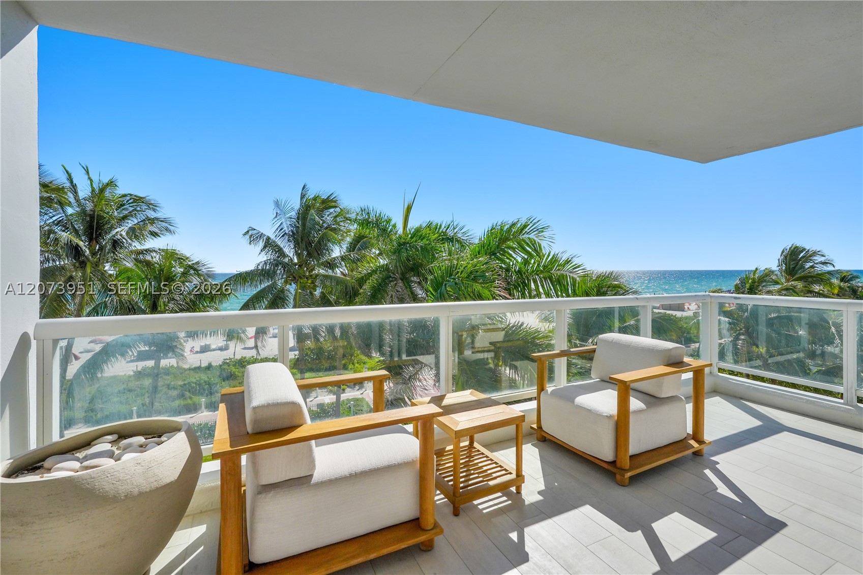 4201 Collins Ave #401 Miami Beach, FL 33140