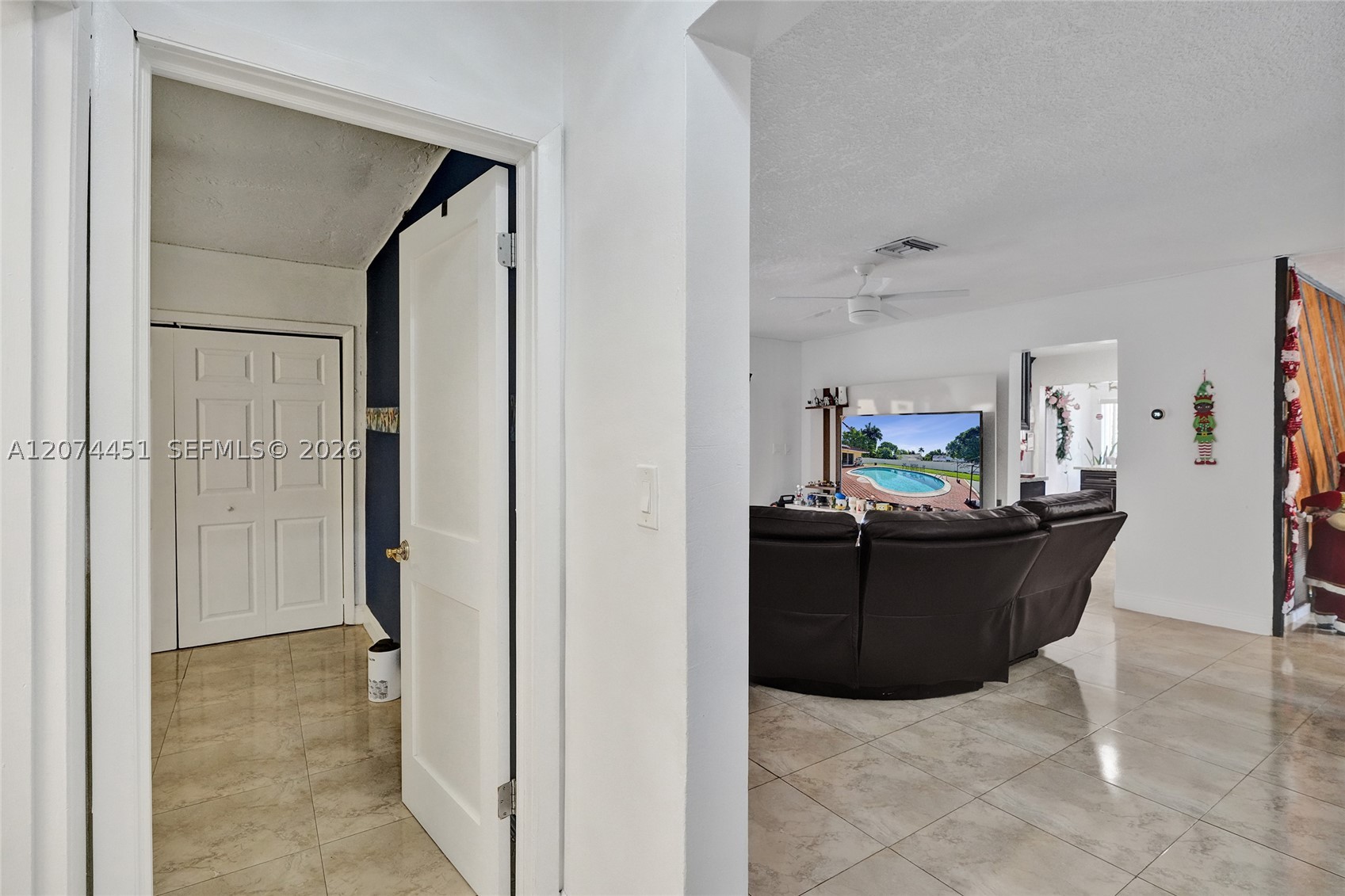 2 NE 160th St Miami, FL 33162