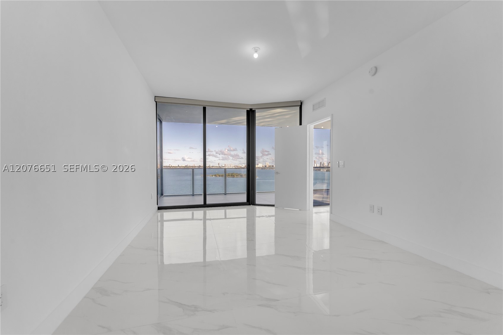 700 NE 24th St #1407 Miami, FL 33137