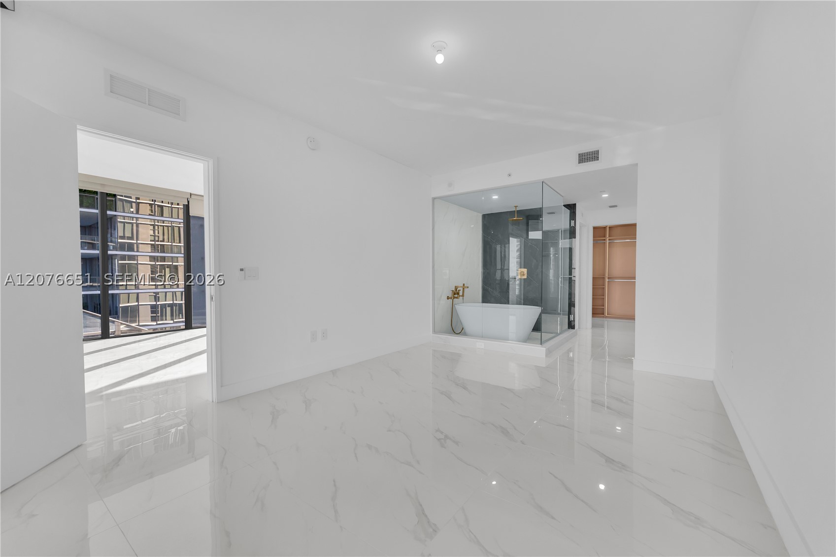 700 NE 24th St #1407 Miami, FL 33137