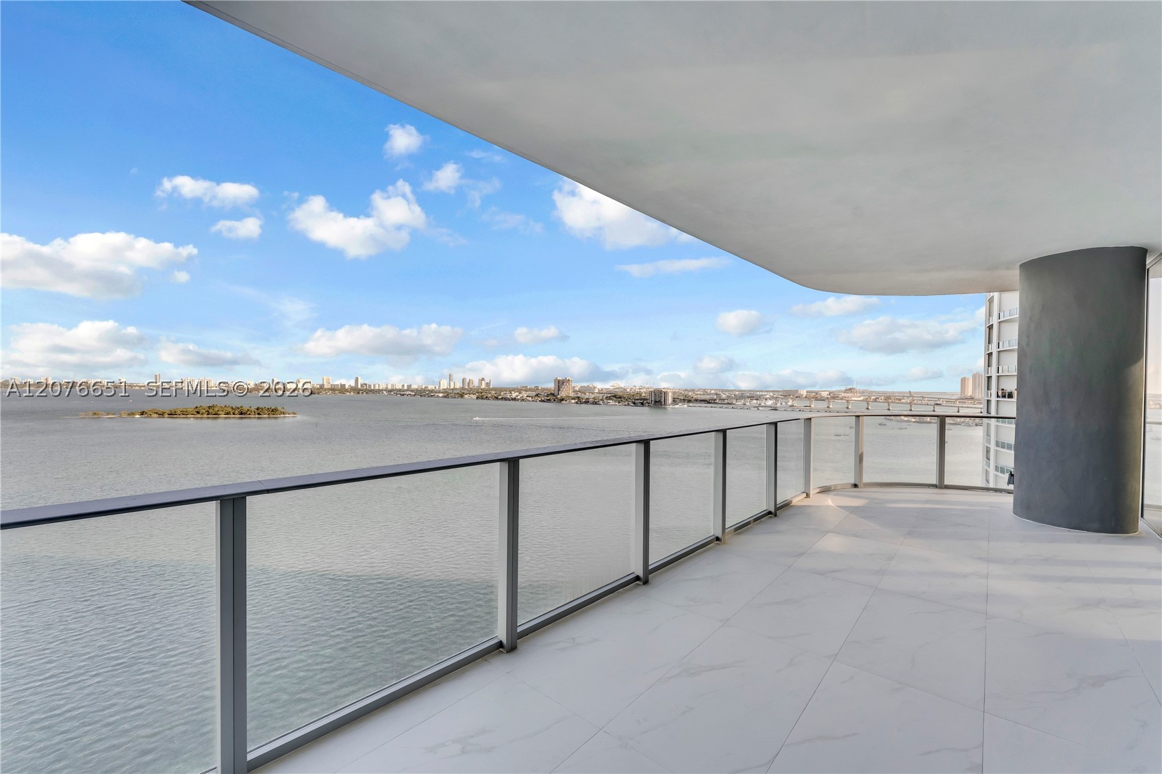 700 NE 24th St #1407 Miami, FL 33137