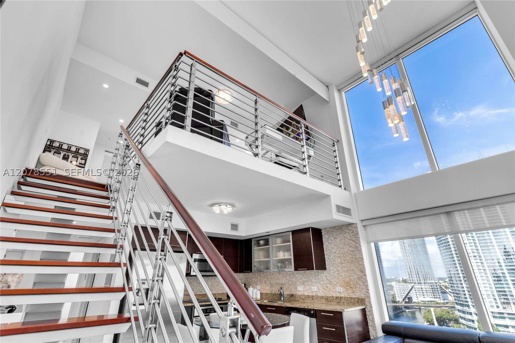 image Brickell on the River South17