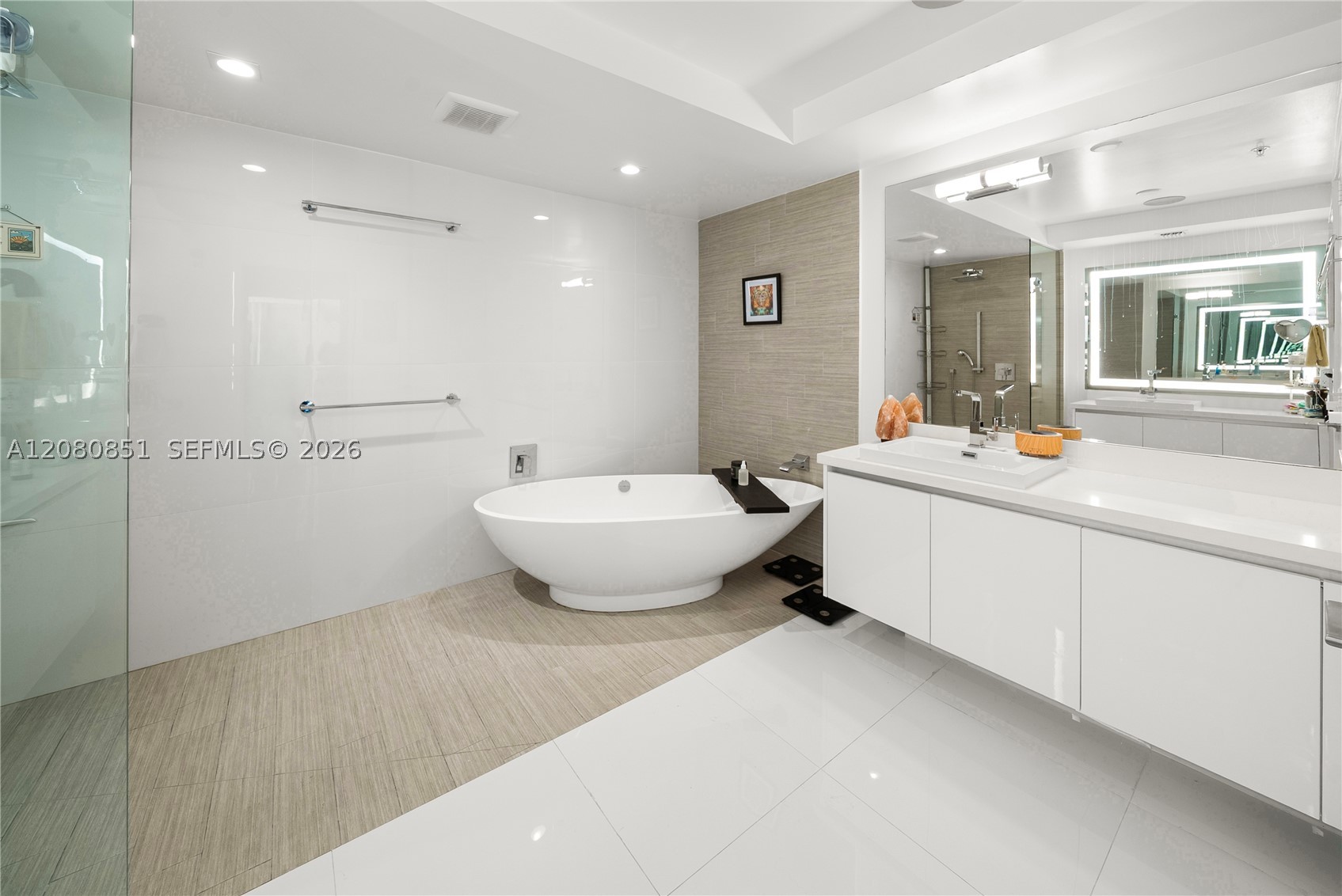 300 Sunny Isles Blvd #4-1208 Sunny Isles Beach, FL 33160