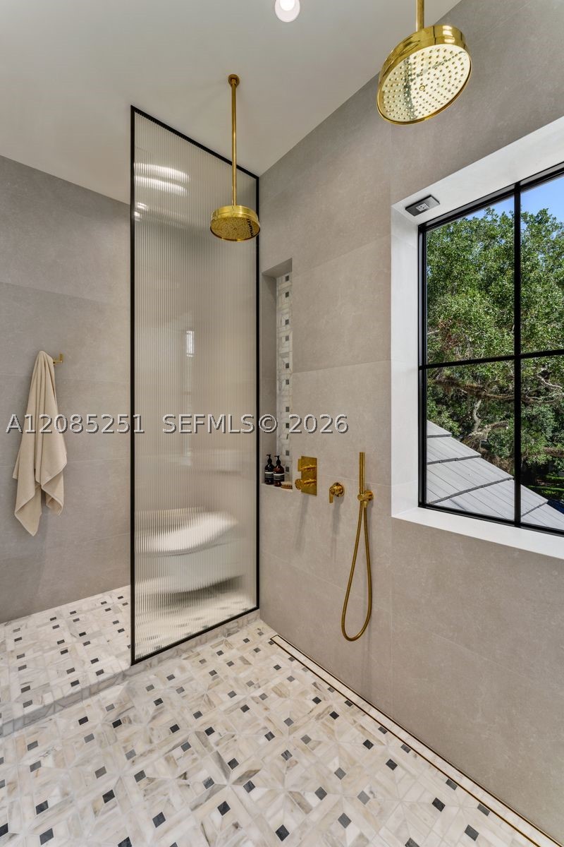 418 Castania Ave Coral Gables, FL 33146
