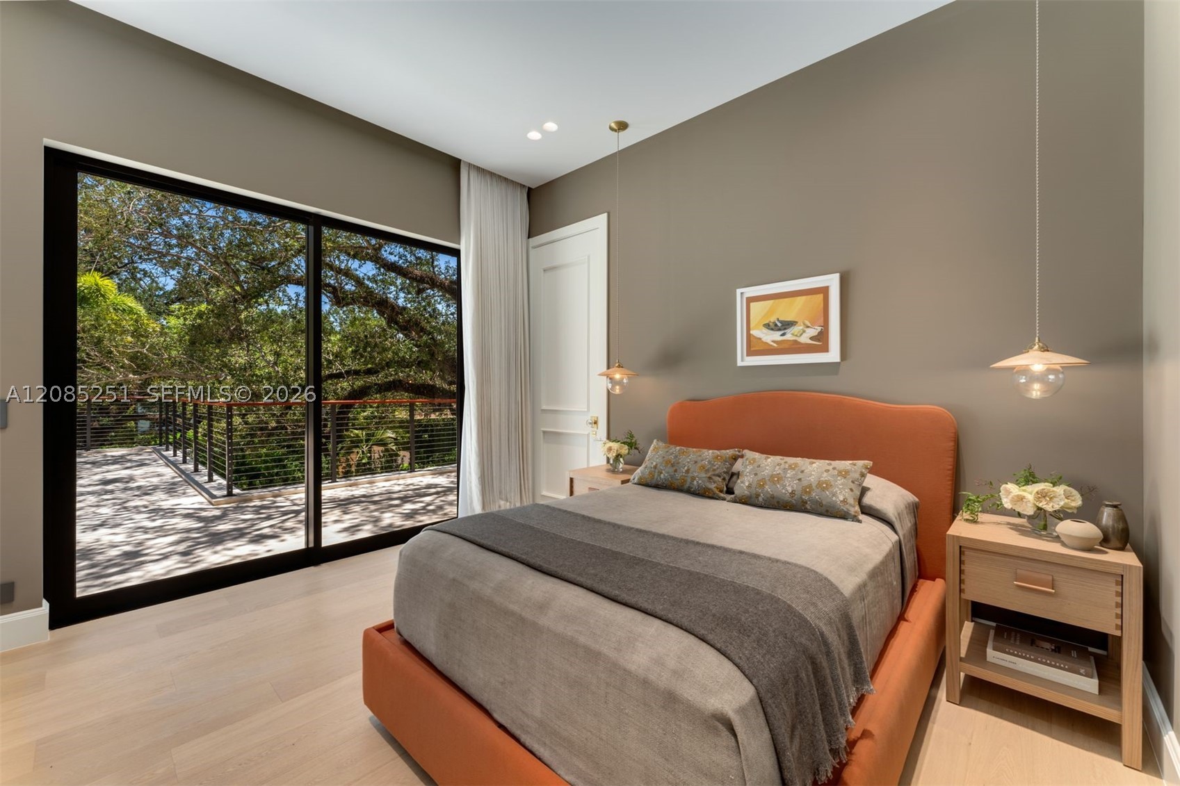 418 Castania Ave Coral Gables, FL 33146