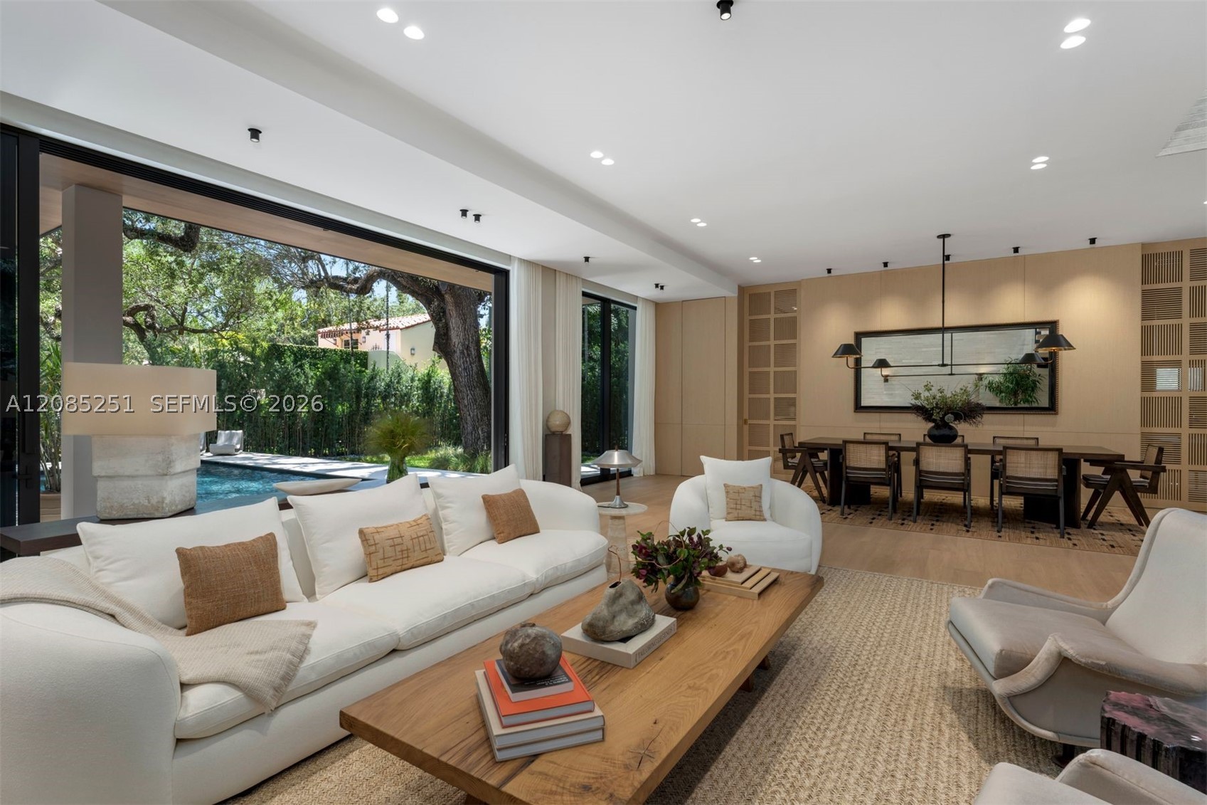 418 Castania Ave Coral Gables, FL 33146