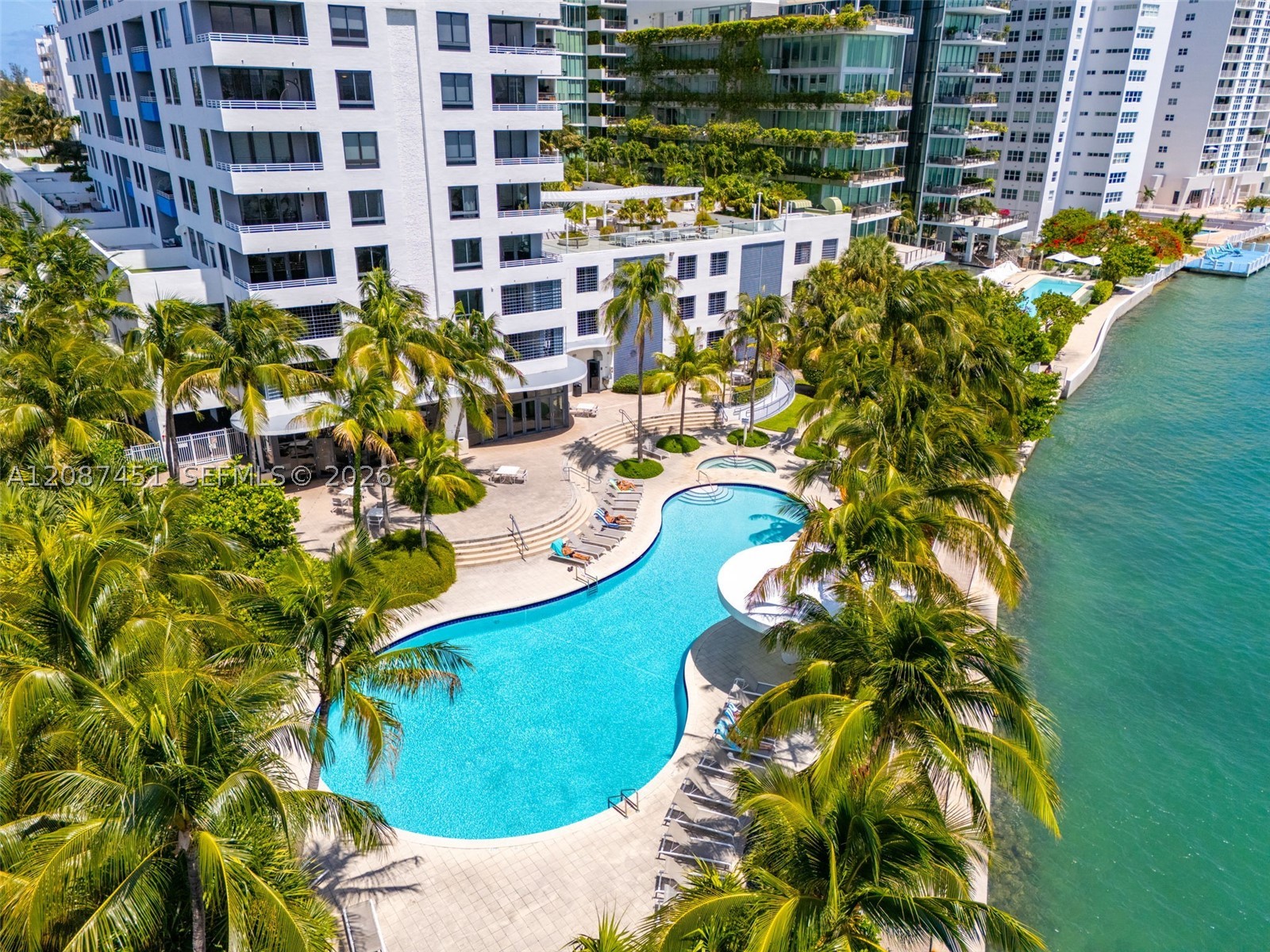 image The Waverly at South Beach19