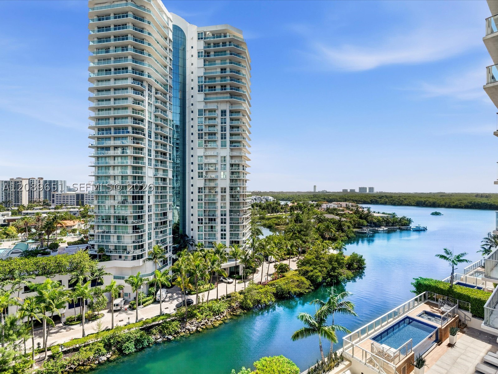 image St Tropez Sunny Isles24