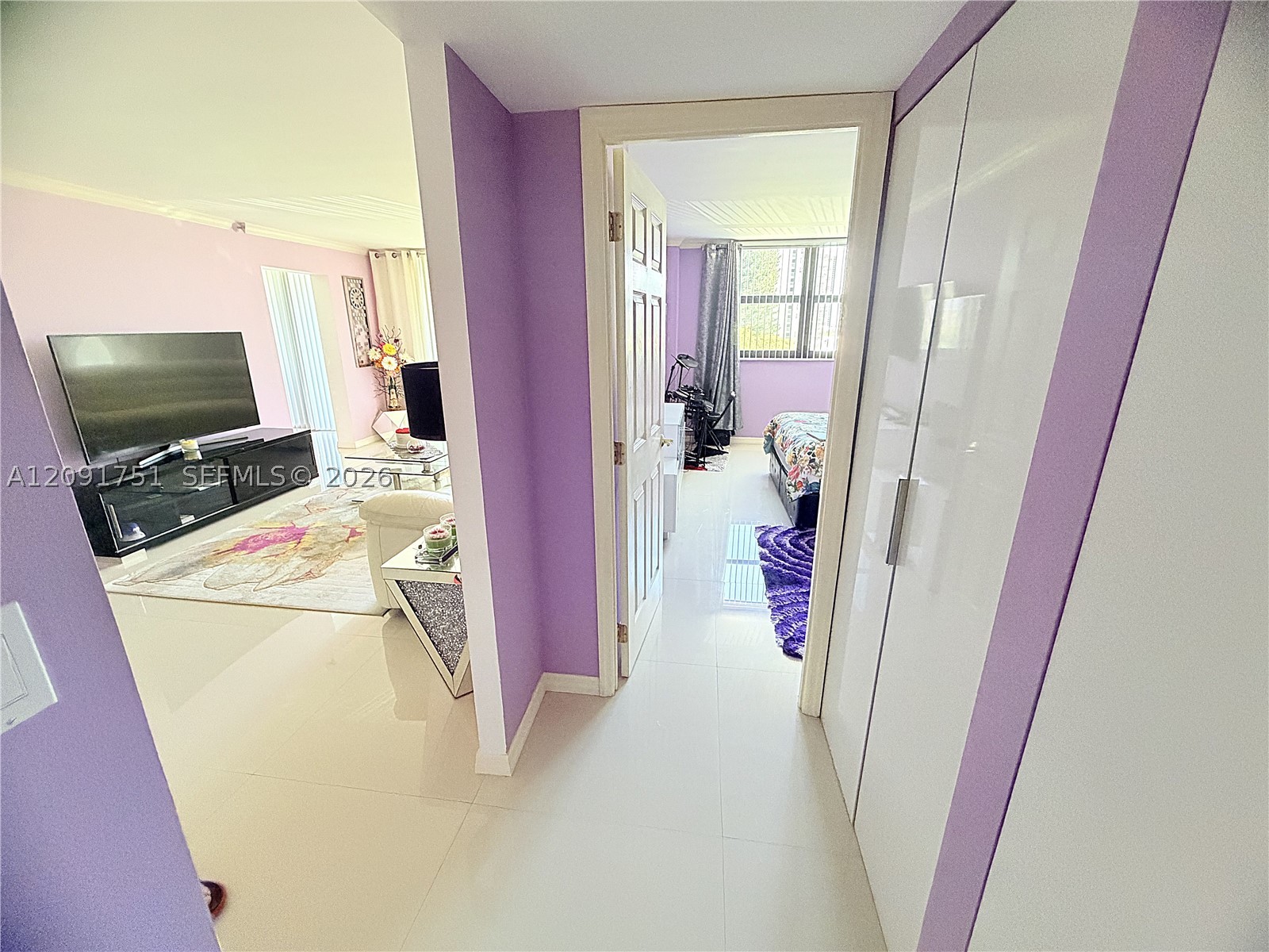 image Winston Towers 7007