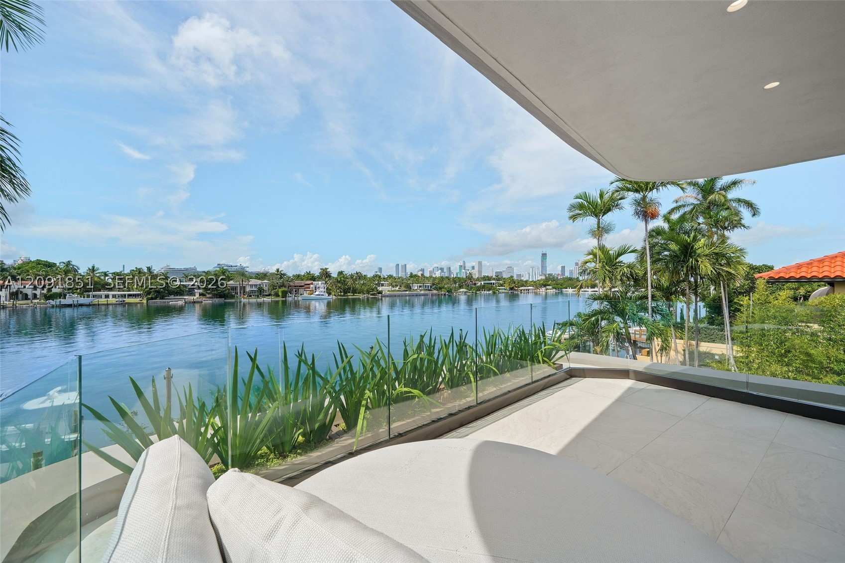 80 S Hibiscus Dr Miami Beach, FL 33139