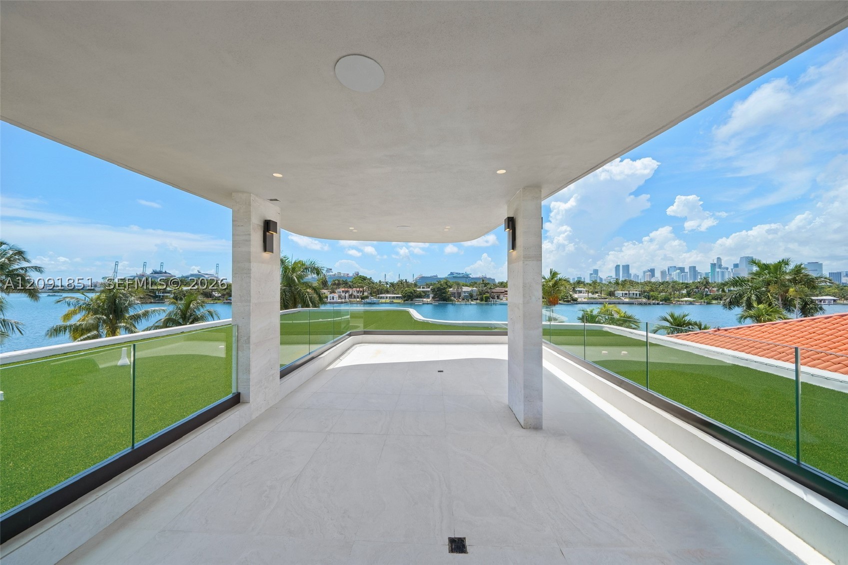 80 S Hibiscus Dr Miami Beach, FL 33139