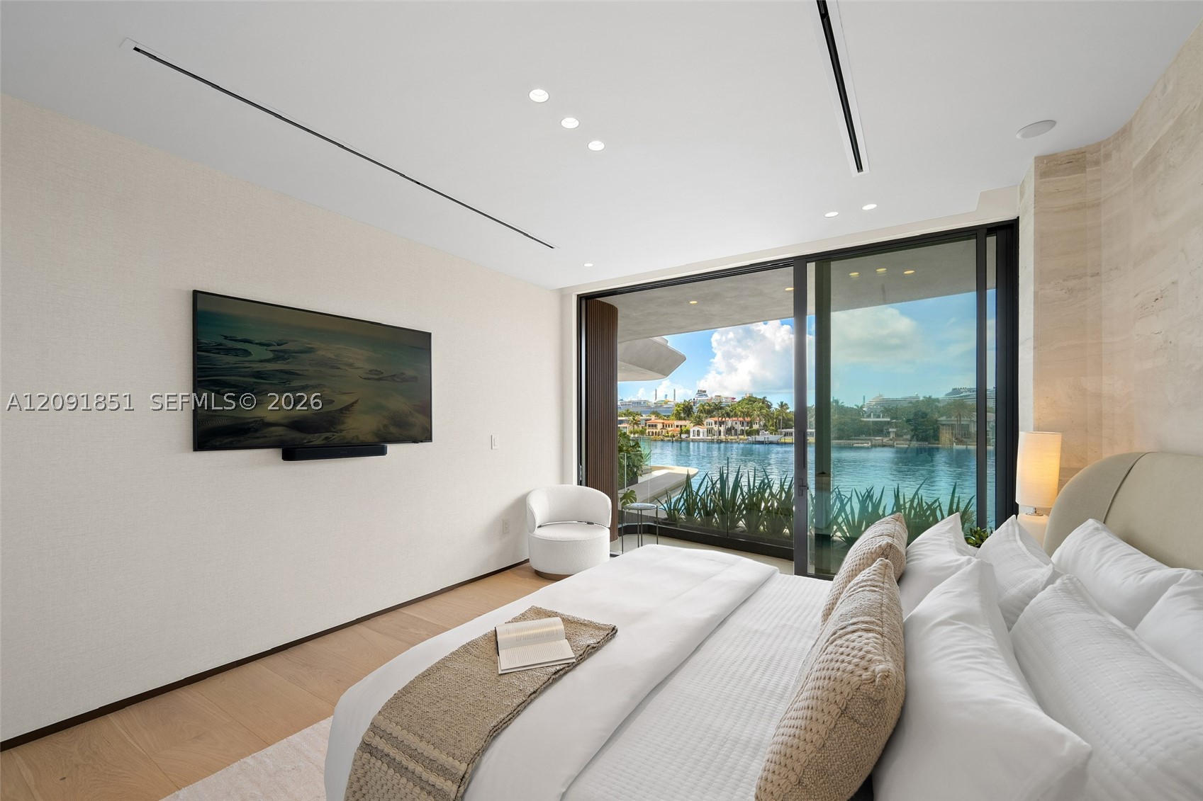 80 S Hibiscus Dr Miami Beach, FL 33139