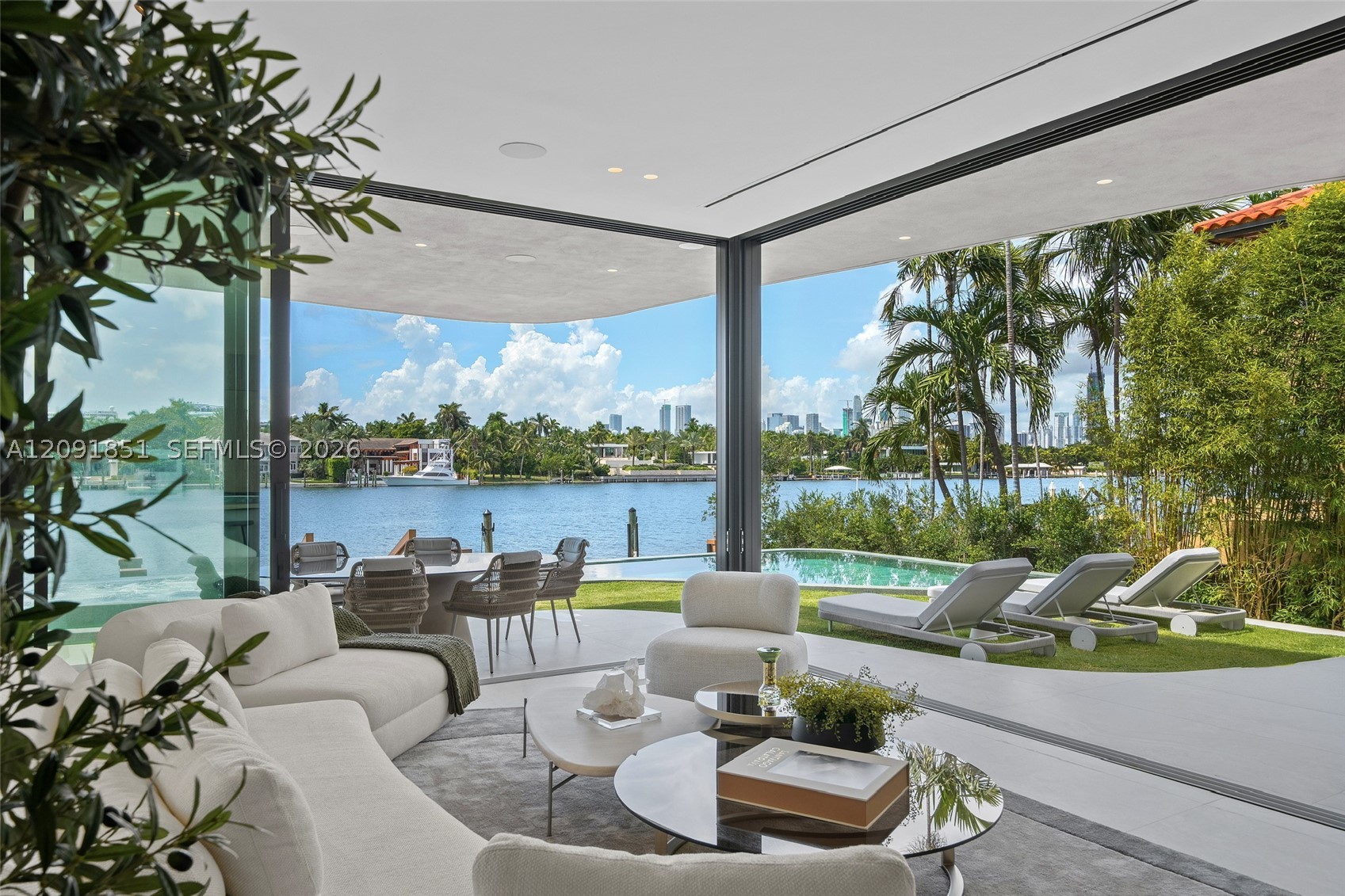80 S Hibiscus Dr Miami Beach, FL 33139