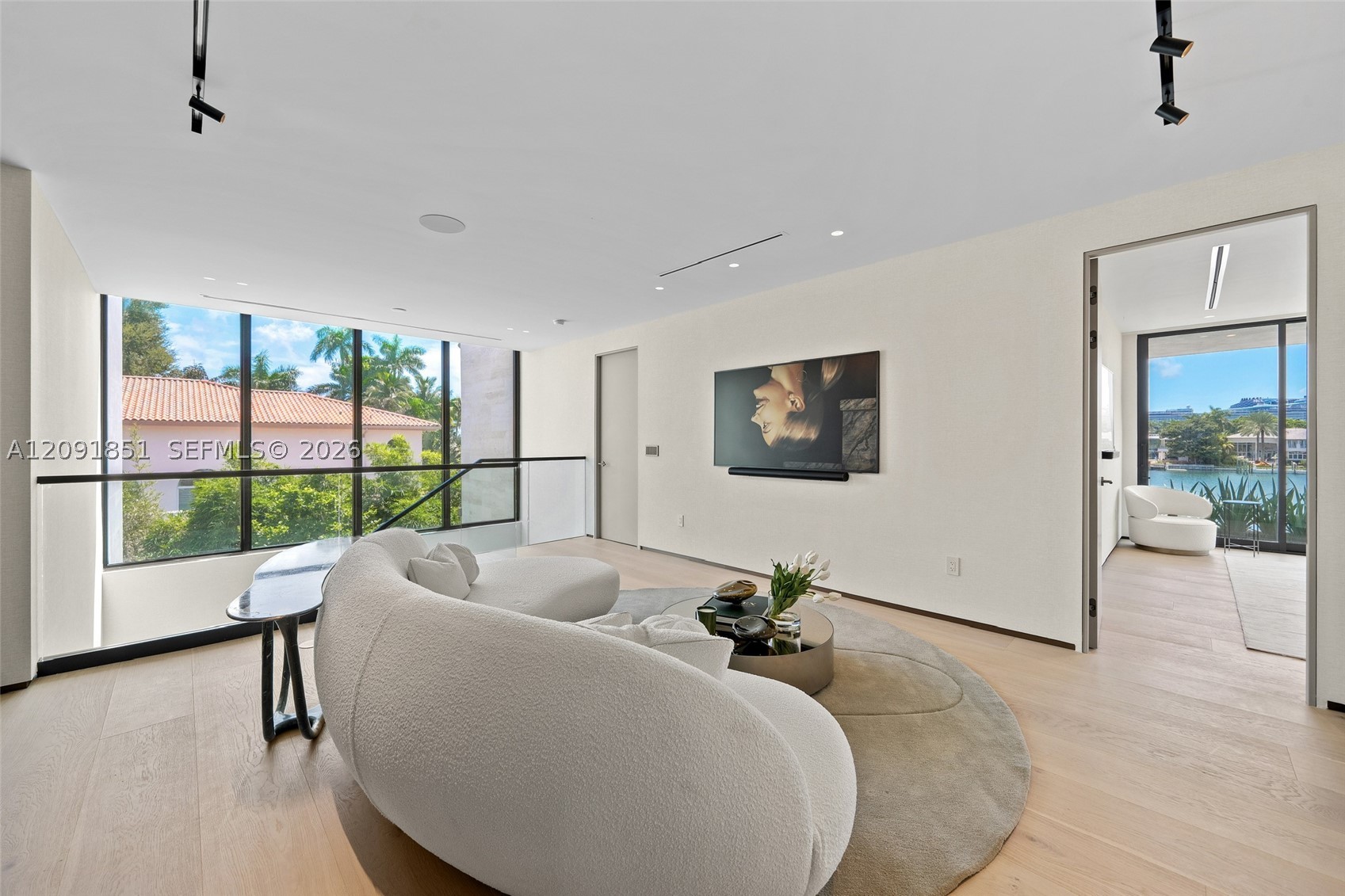 80 S Hibiscus Dr Miami Beach, FL 33139