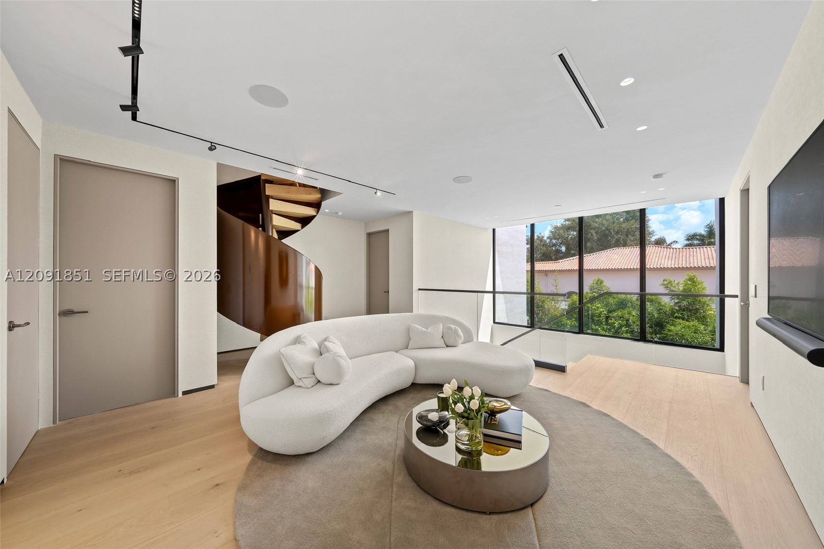 80 S Hibiscus Dr Miami Beach, FL 33139