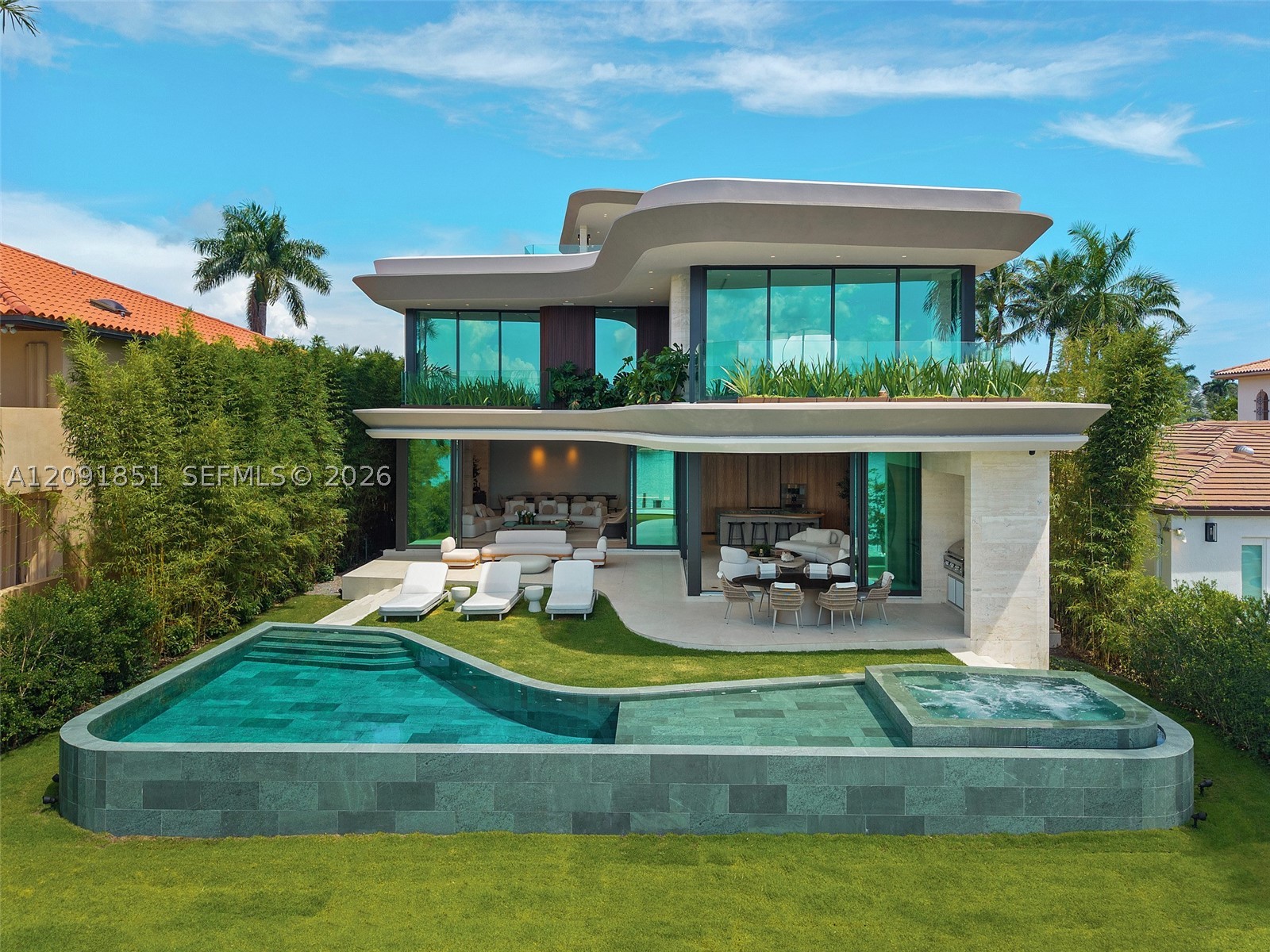 80 S Hibiscus Dr Miami Beach, FL 33139