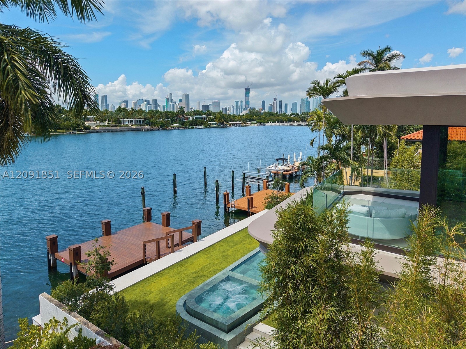 80 S Hibiscus Dr Miami Beach, FL 33139