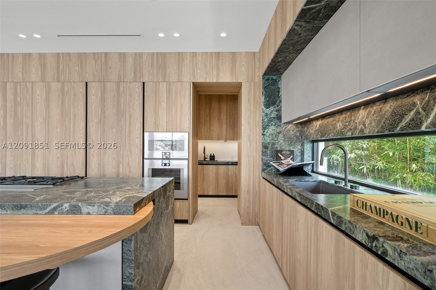 80 S Hibiscus Dr Miami Beach, FL 33139