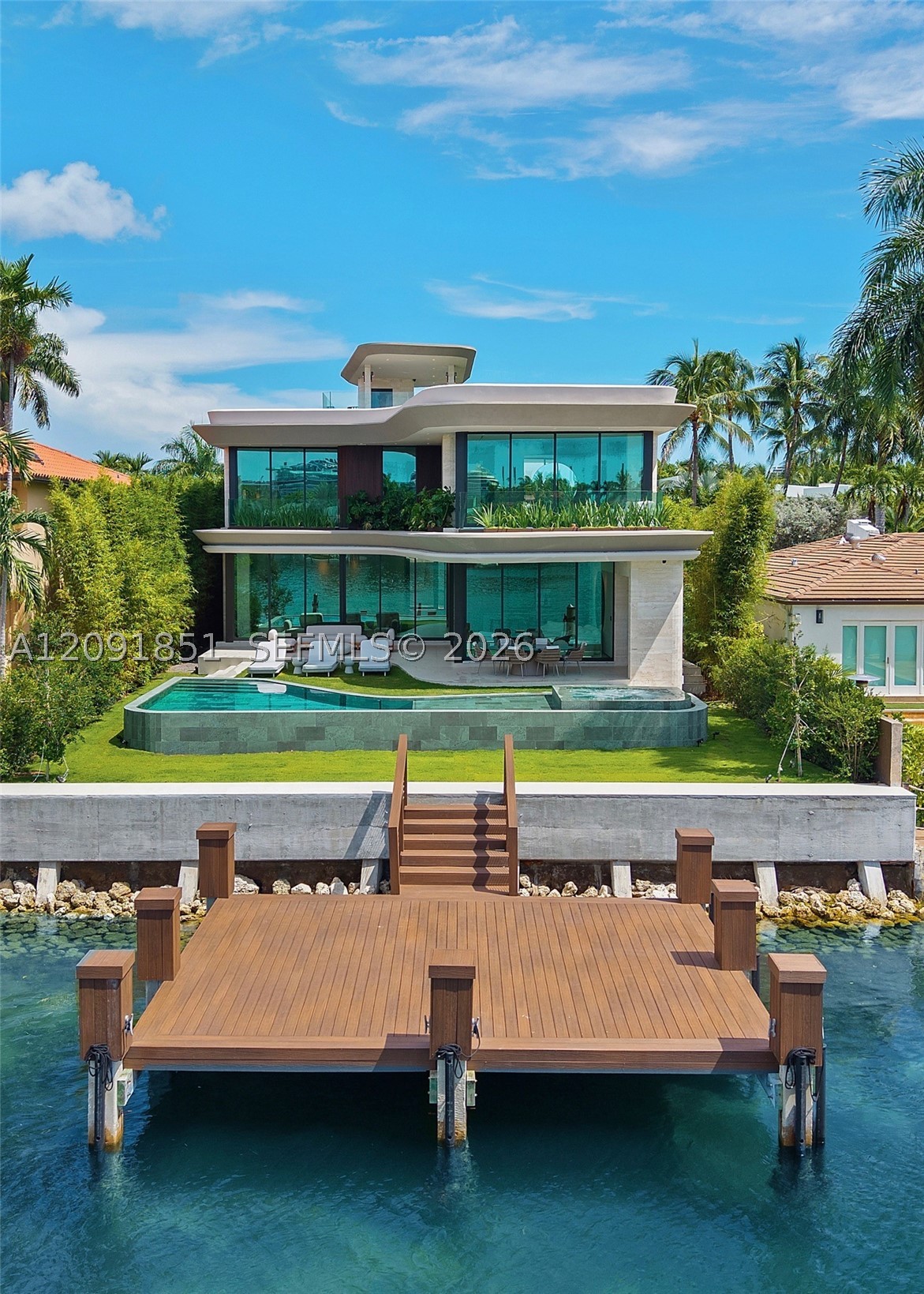 80 S Hibiscus Dr Miami Beach, FL 33139