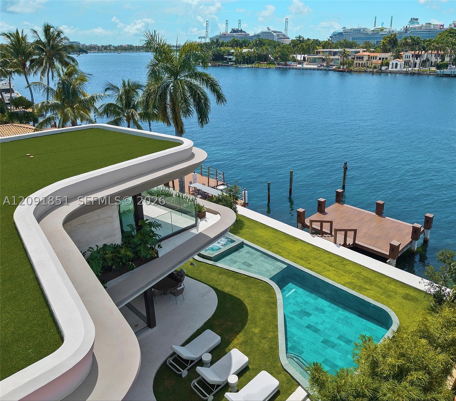 80 S Hibiscus Dr Miami Beach, FL 33139