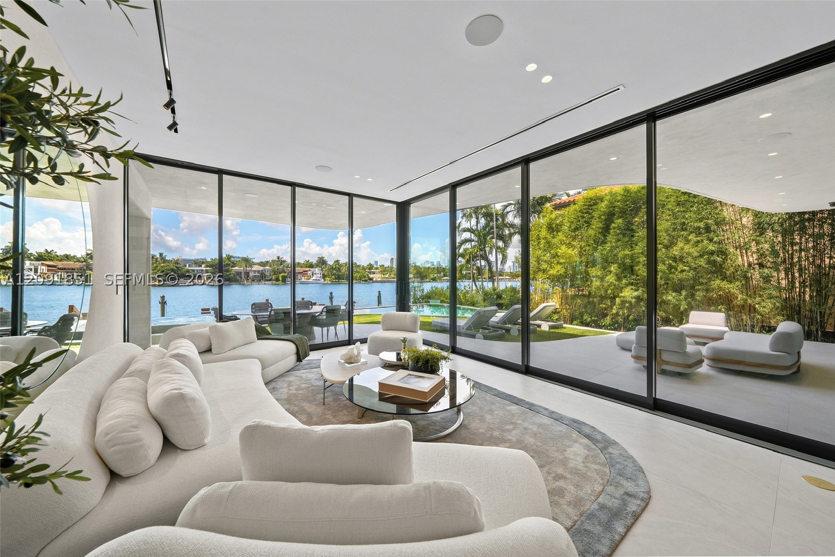 80 S Hibiscus Dr Miami Beach, FL 33139