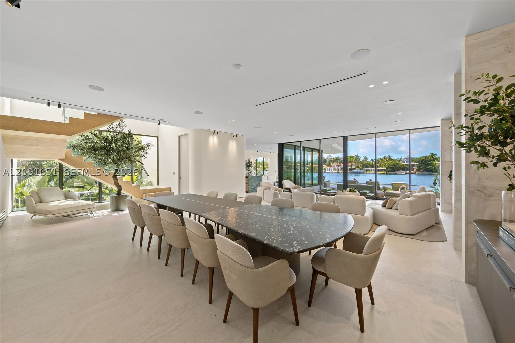 80 S Hibiscus Dr Miami Beach, FL 33139