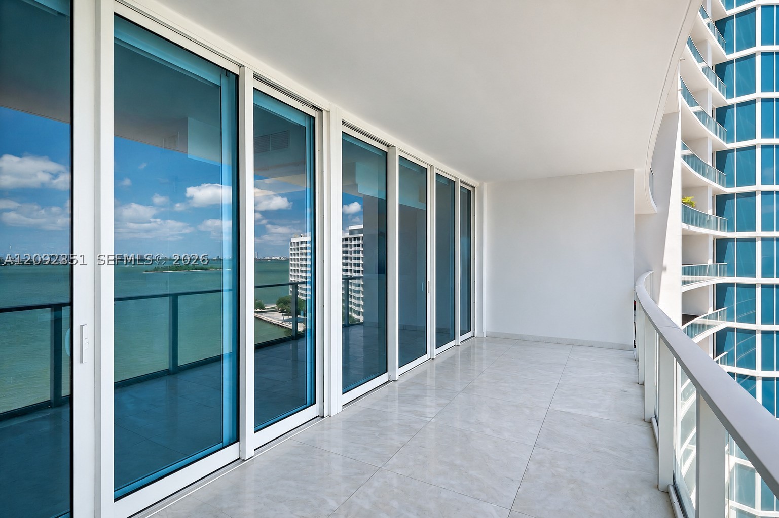 image Paramount Bay10