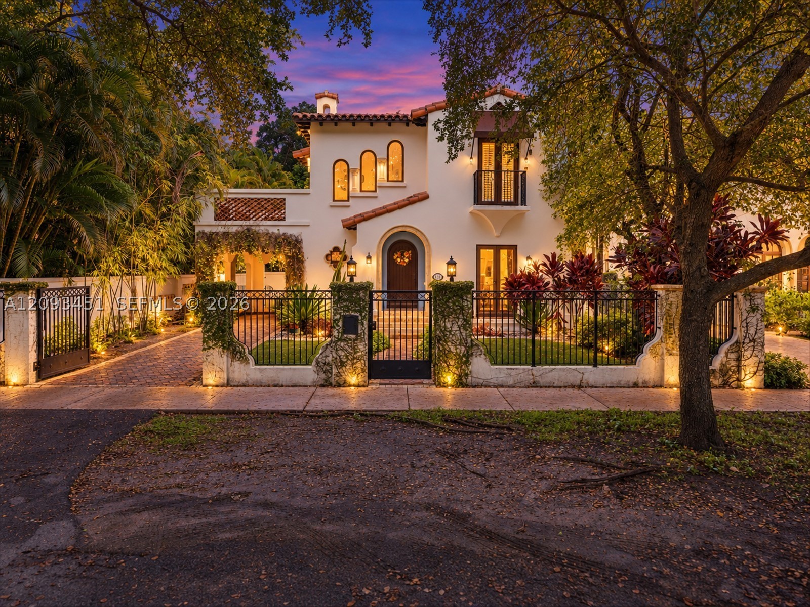 421 Sarto Ave Coral Gables, FL 33134
