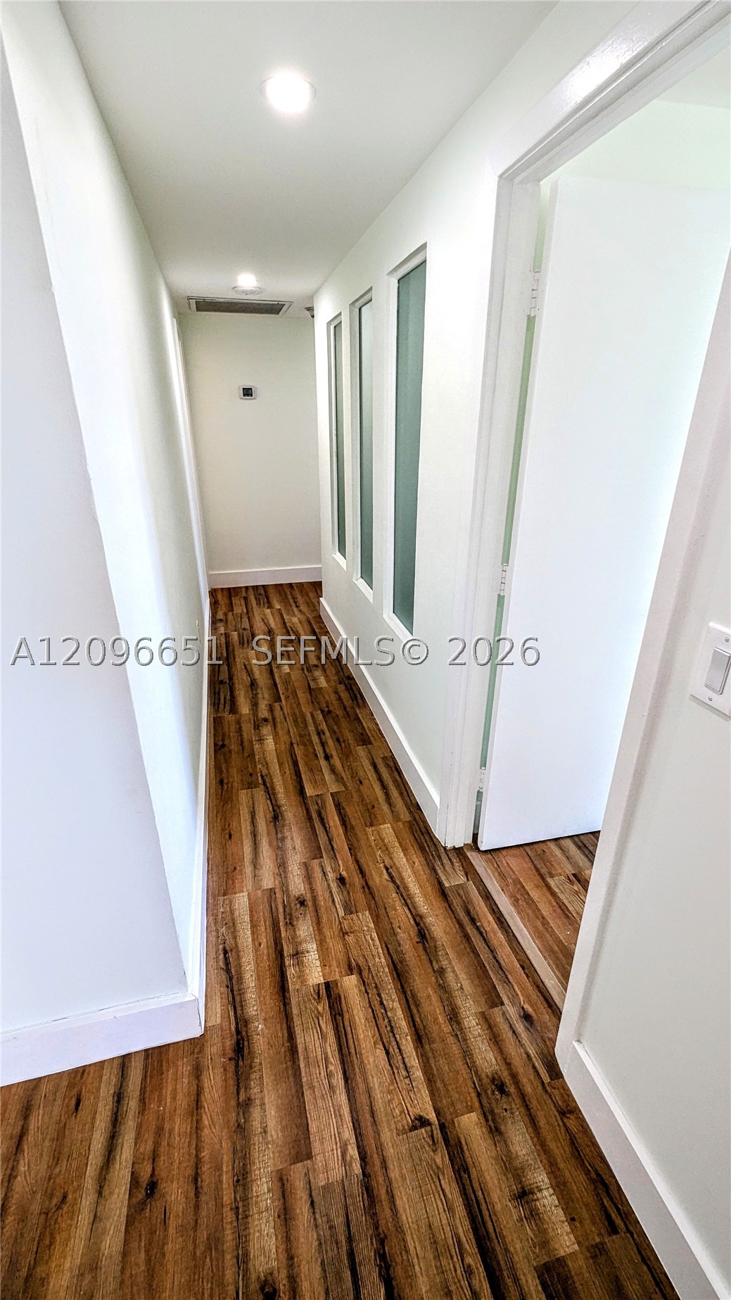 300 Bayview Dr #206 Sunny Isles Beach, FL 33160