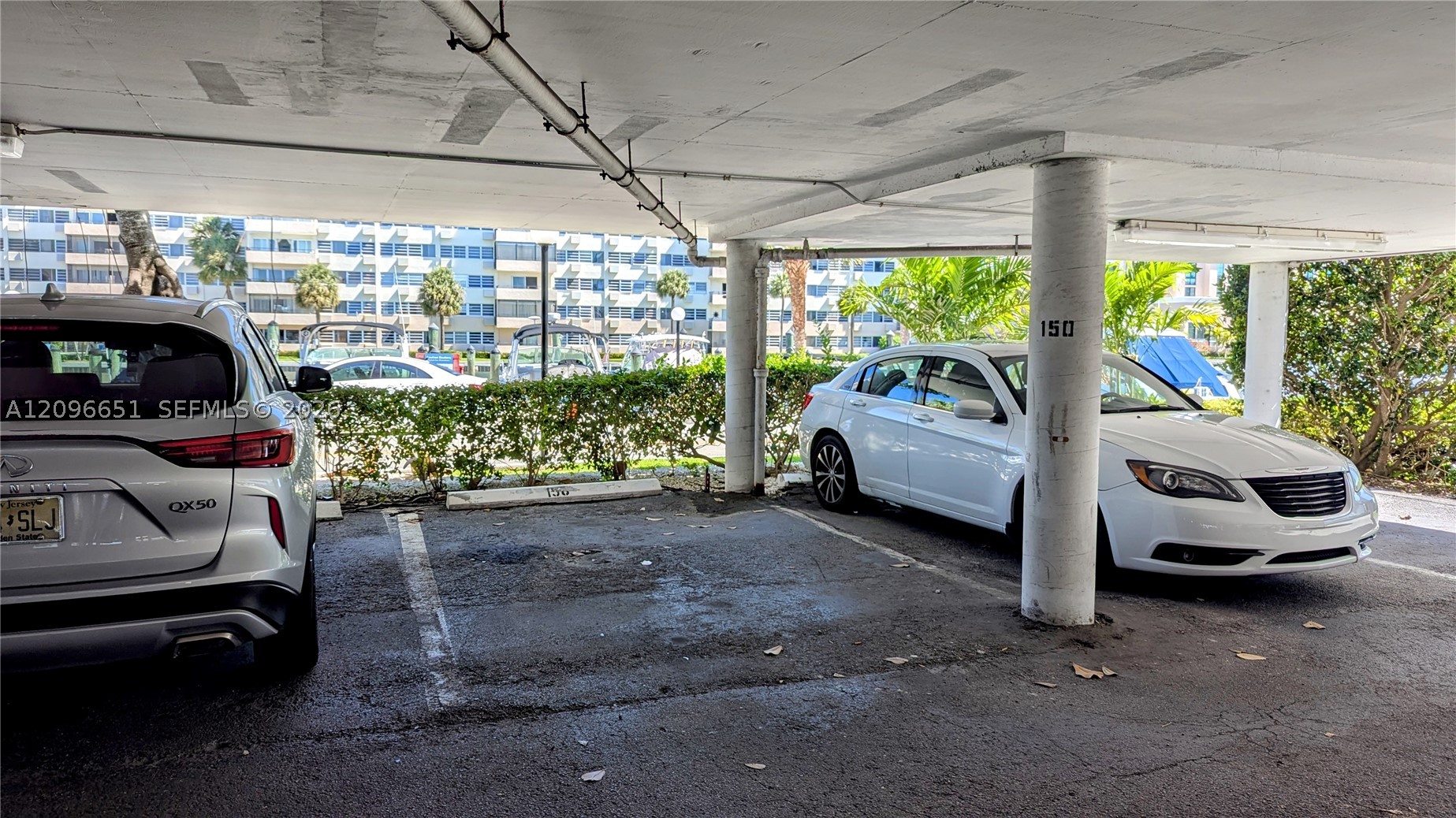 300 Bayview Dr #206 Sunny Isles Beach, FL 33160
