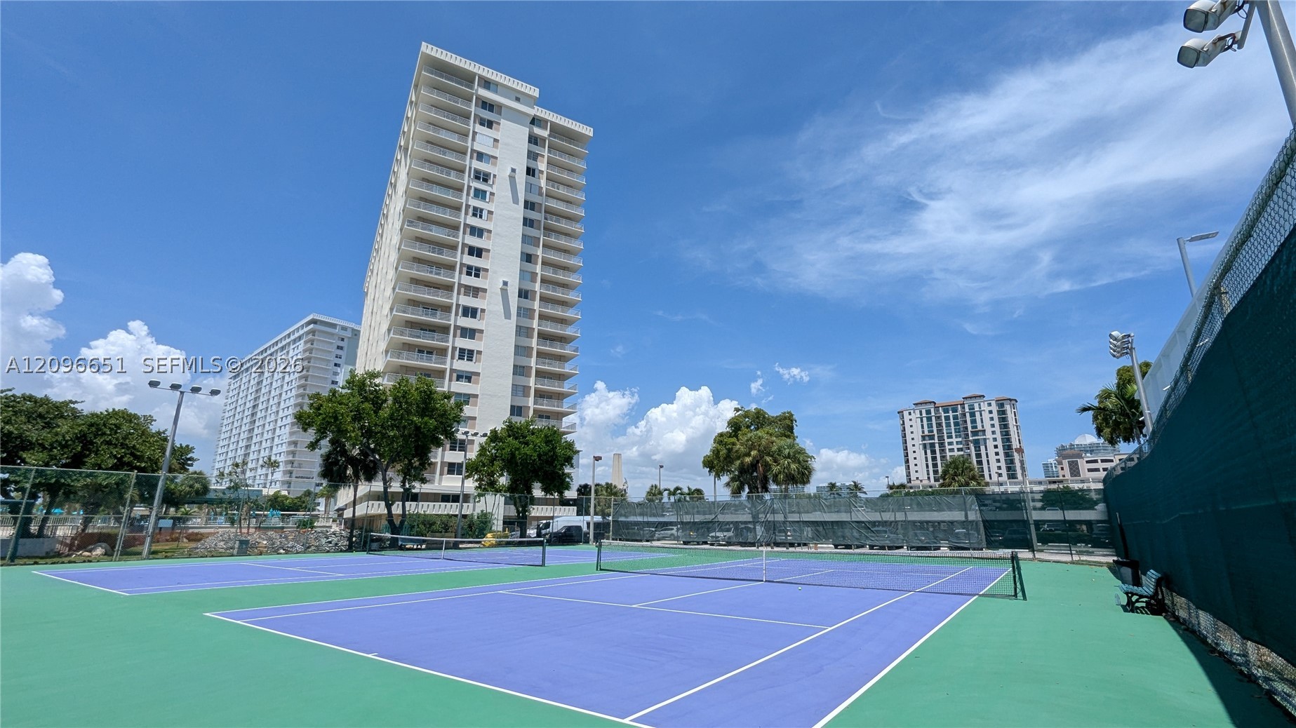 300 Bayview Dr #206 Sunny Isles Beach, FL 33160