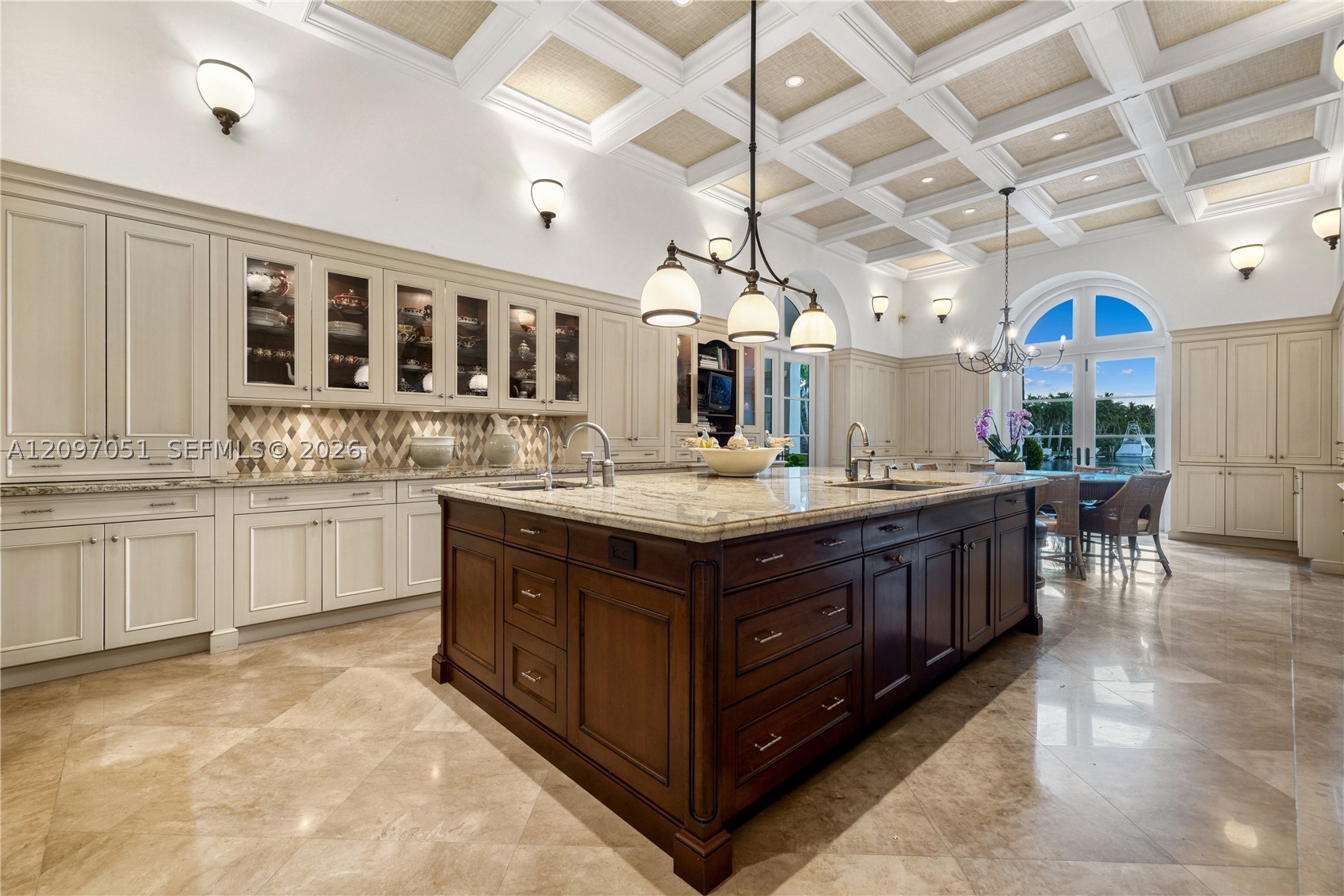 8901 Arvida Ln Coral Gables, FL 33156