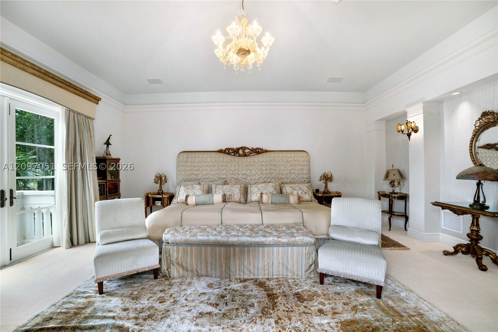 8901 Arvida Ln Coral Gables, FL 33156